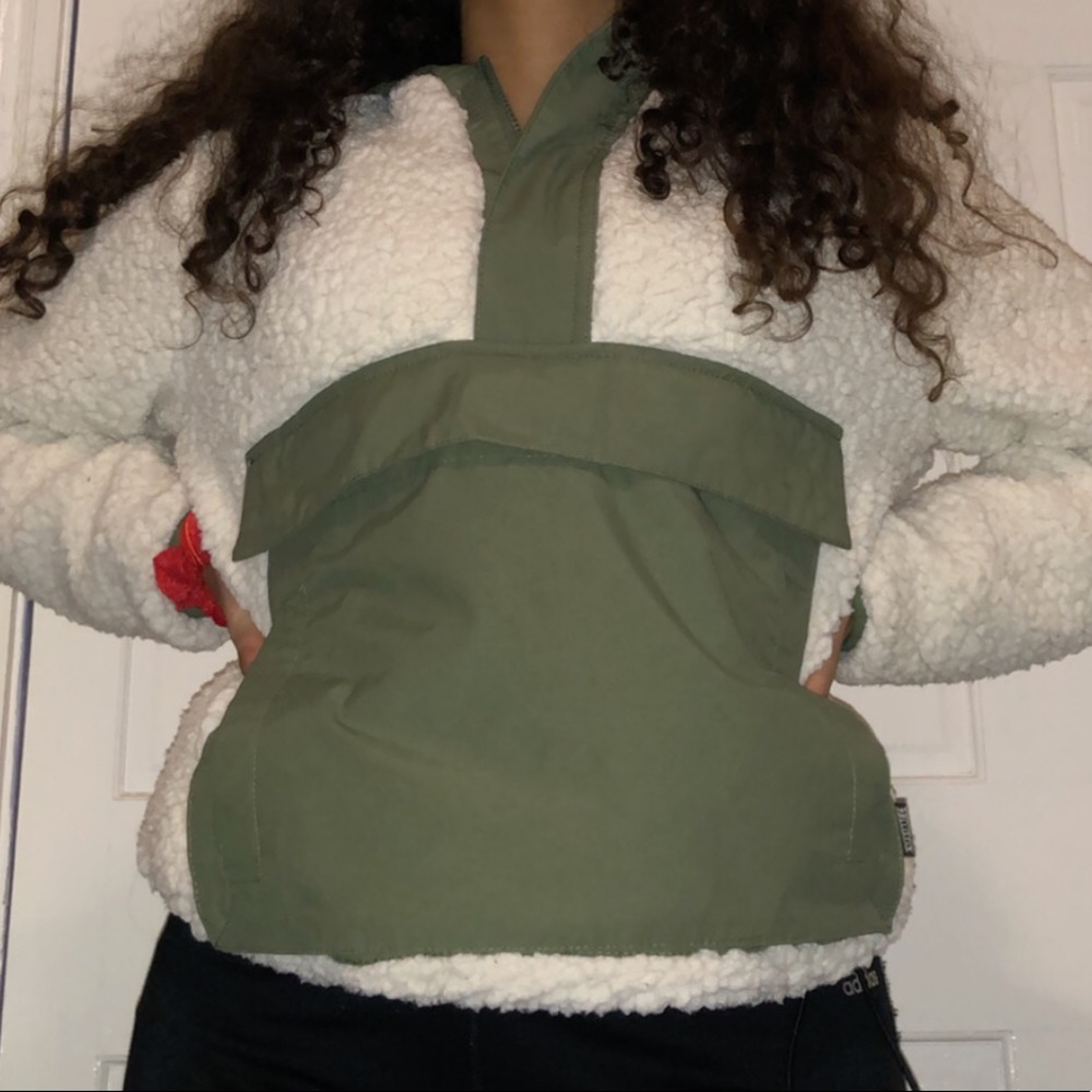 Hollister fuzzy windbreaker